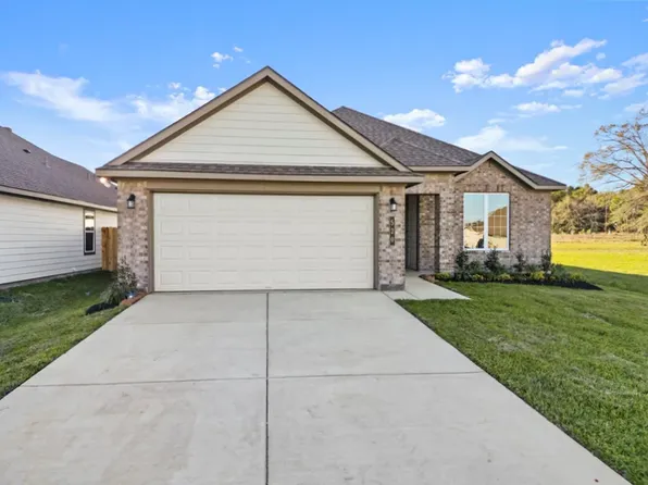 520 Shoreview Dr, Conroe, TX 77303