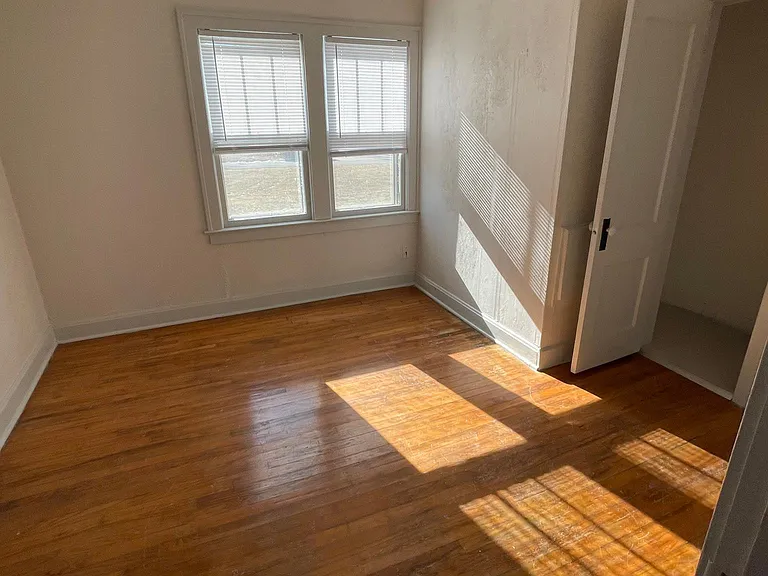 4414 Crisp Ave — Photo 12