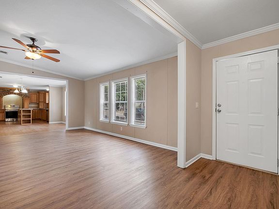 3rd image of 8531 Belk Dr W