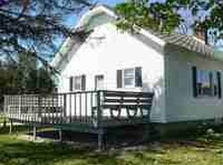 12774 N Sylvan Rd, Orangeville, IL 61060