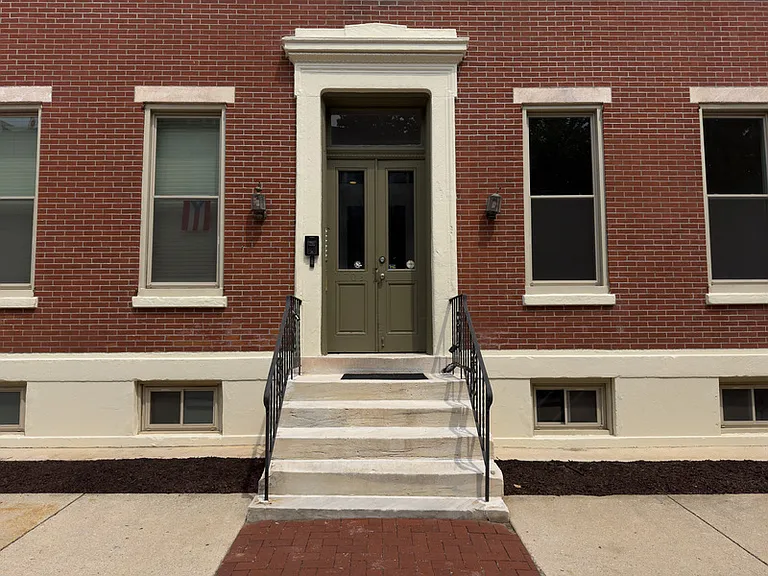 1703 Green St #1 — Photo 25