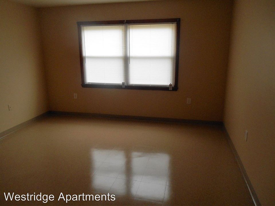 1st image of 104 Stafford St APT D8
