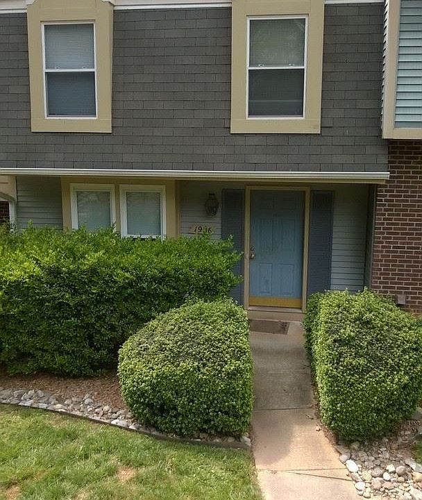 2nd image of 1906 Fox Sterling Dr