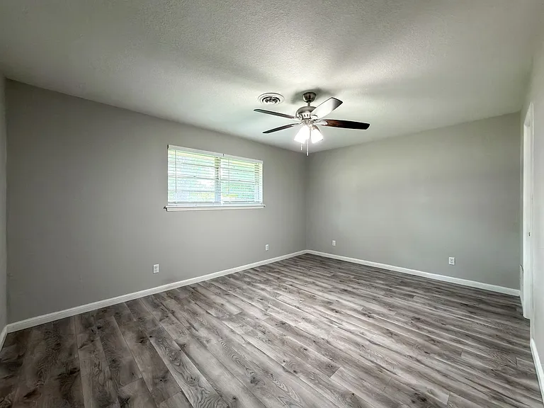 3309 S 53rd St — Photo 15