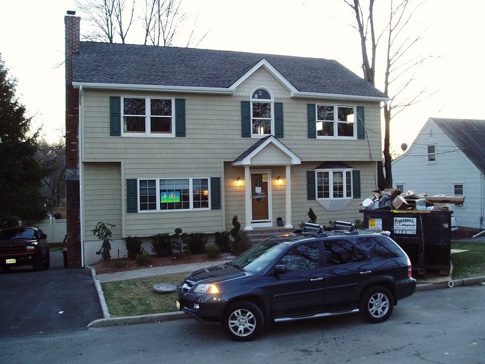 2nd image of 21 Marianna Pl