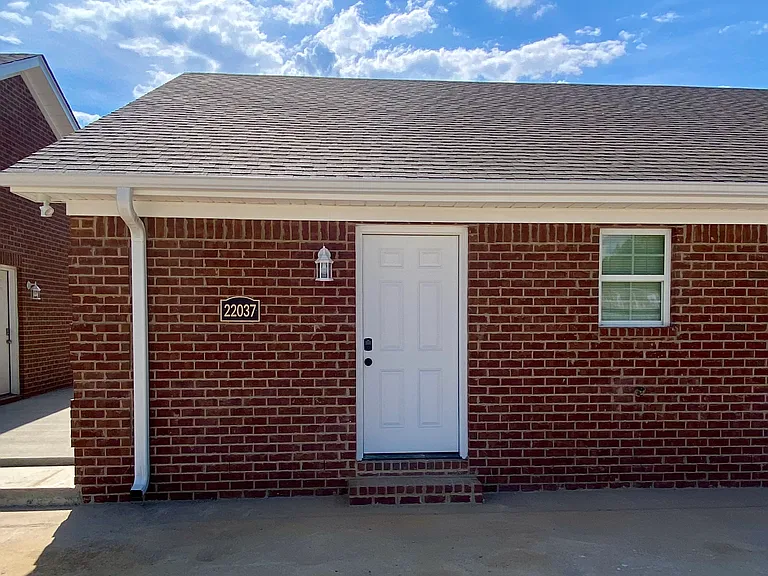 22037 Spidel Way — Photo 10