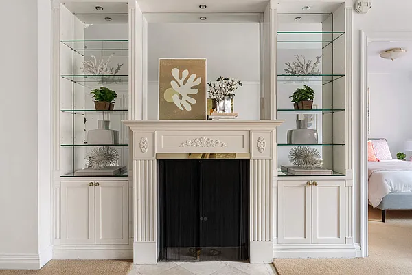 Sold by Compass | media 2