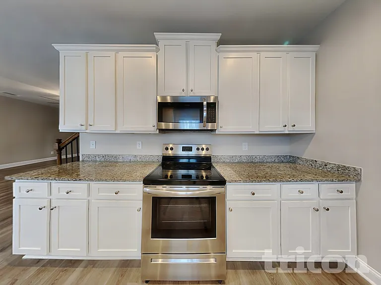 821 Crescent Way — Photo 6