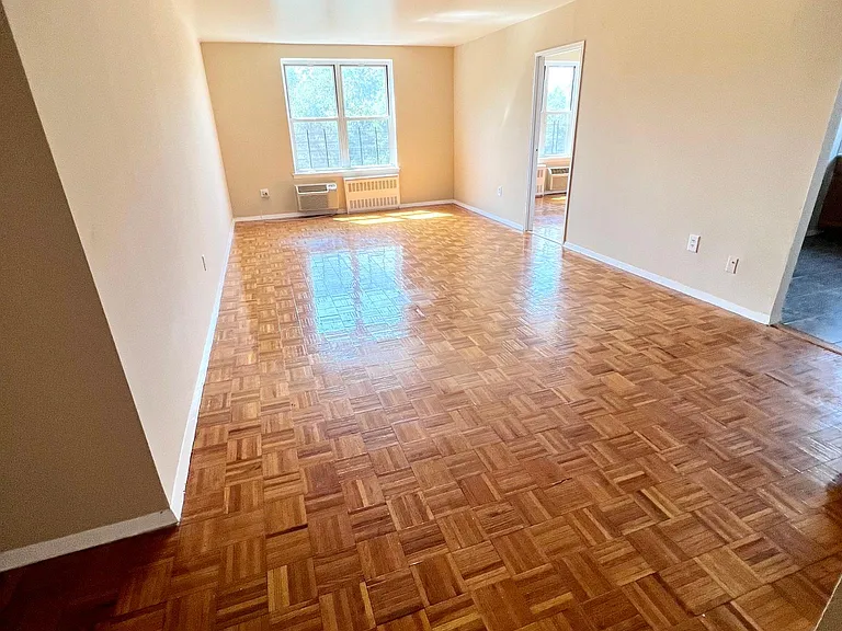 4430 Douglaston Pkwy #3J — Photo 11
