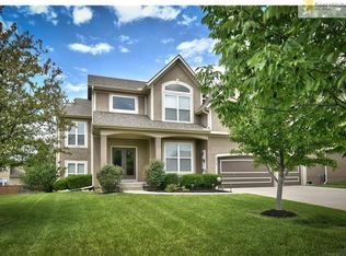 7912 Barth Rd, Lenexa, KS 66227