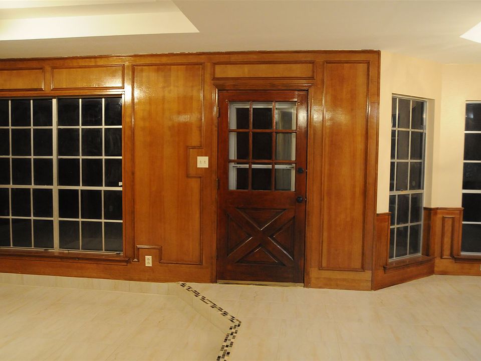 6000 N 30th - Rear Door To Patio