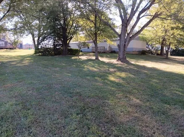 9683 W Us Highway 40, Centerville, IN 47330