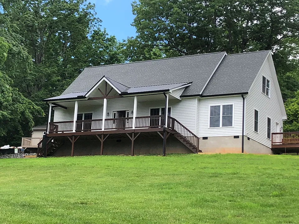 180 Ellerslie Acre #180