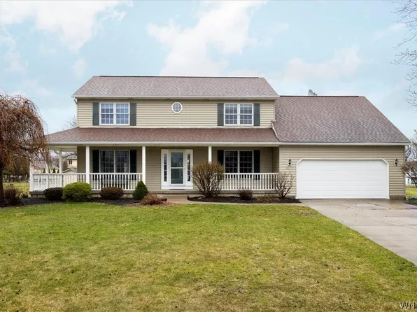 6115 Newberry Ct, Clarence Center, NY 14032