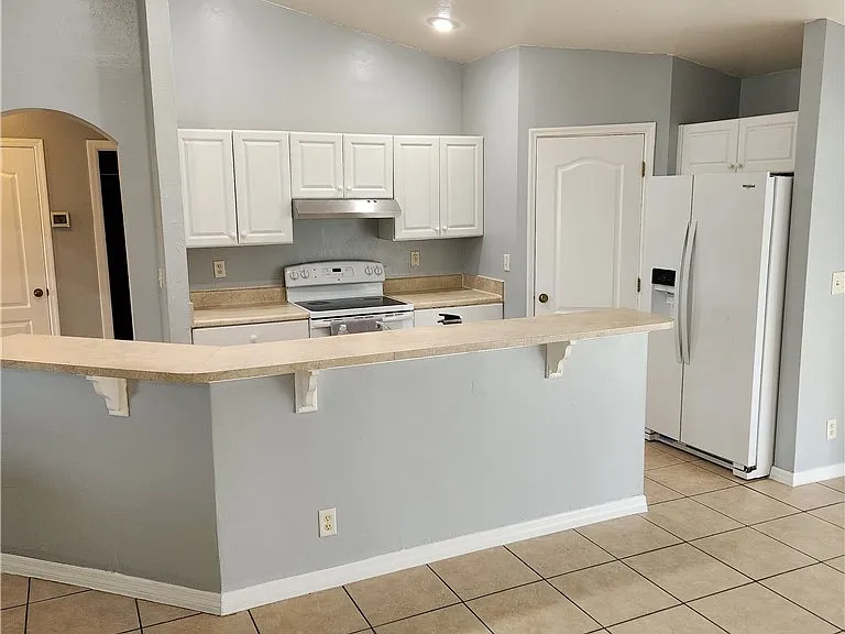 1627 S Gator Cir — Photo 9