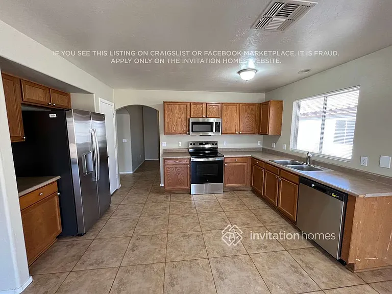 12849 W Paradise Dr — Photo 5