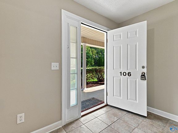 3rd image of 106 Foxtrot Way