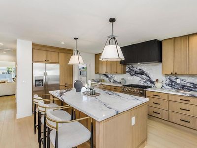 14362 Collins St, Van Nuys, CA, 91401