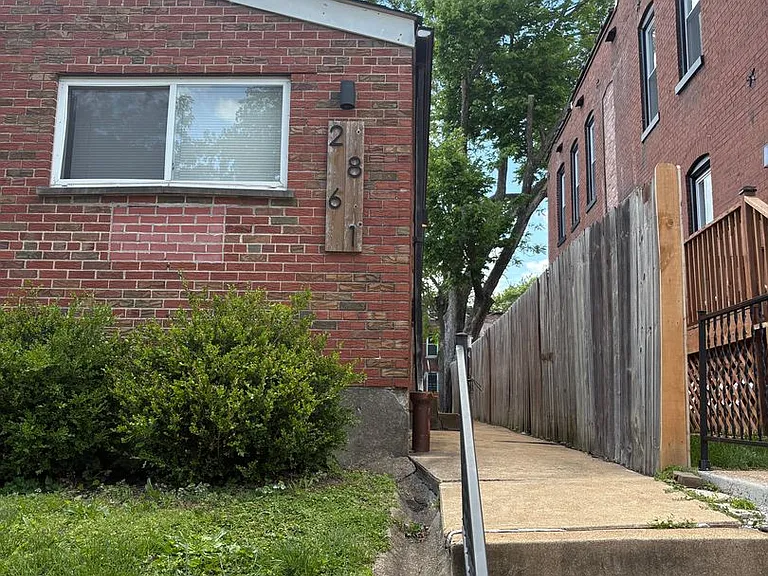 2861 Ohio Ave #B — Photo 11