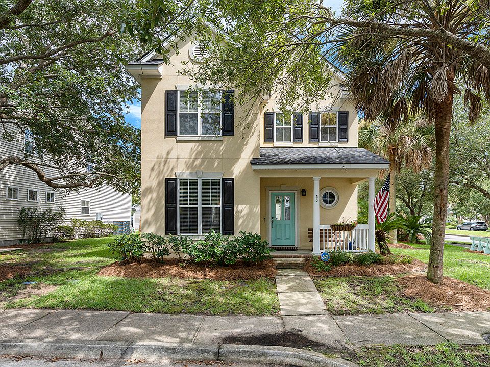 1st image of 28 Regency Oaks Dr