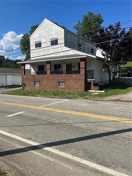 1st image of 745 Manifold Rd