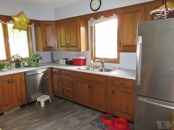 2nd image of 502 S Harriet St