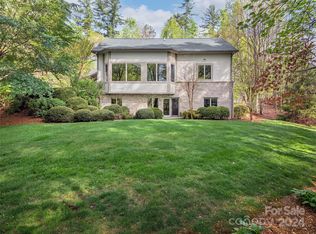 40 Ravenwood Dr, Fletcher, NC 28732