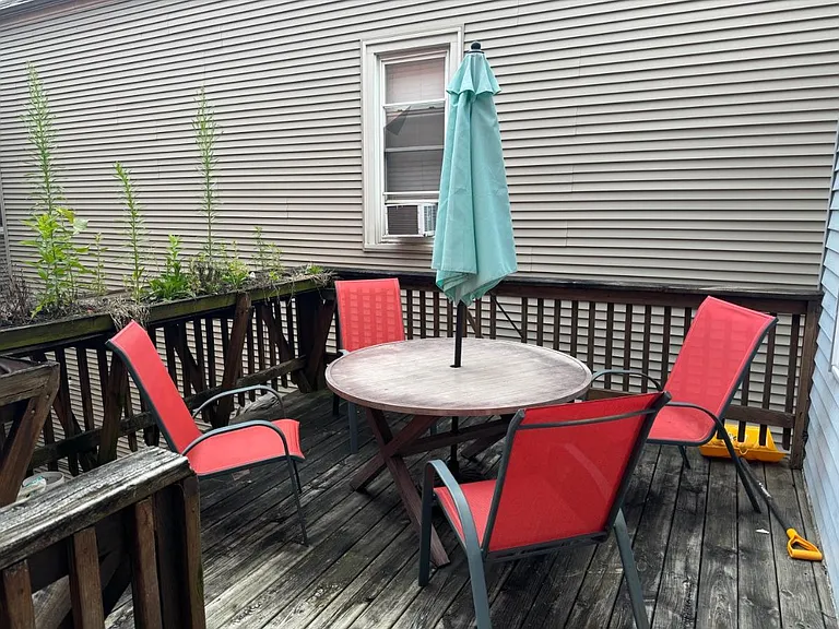 2552 N Southport Ave #2R — Photo 15