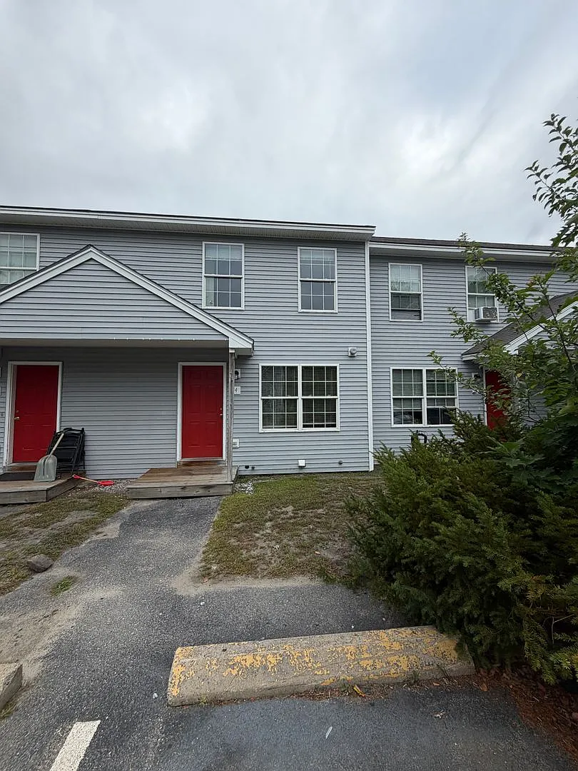 33 Maggie Lane — Photo 1