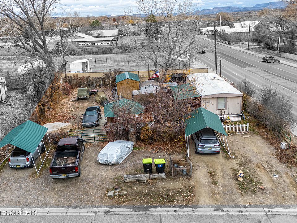 1st image of 100 & 102 La Jara St