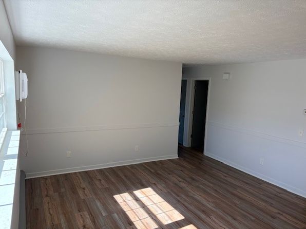 3804 Timberview St NW APT 4