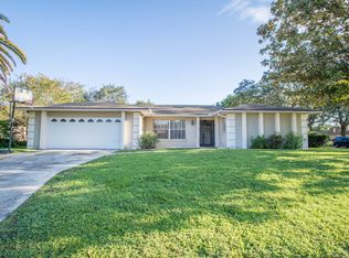 200 W Cottesmore Cir, Longwood, FL 32779