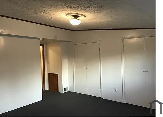 1106 Sylvan Ave — Photo 12
