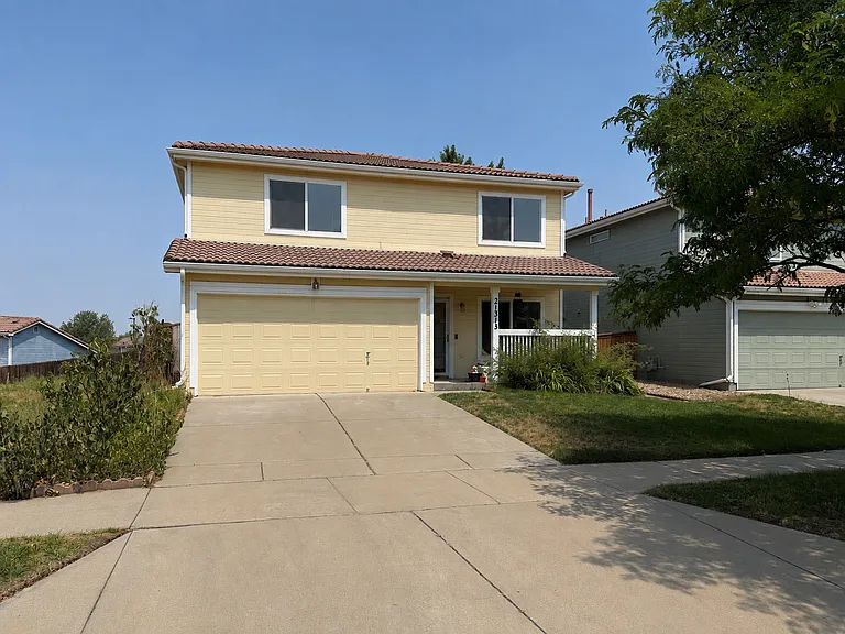 21315 E 40th Ave — Photo 17