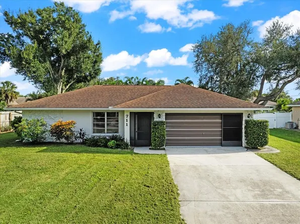 711 Citrus Rd, Venice, FL 34293