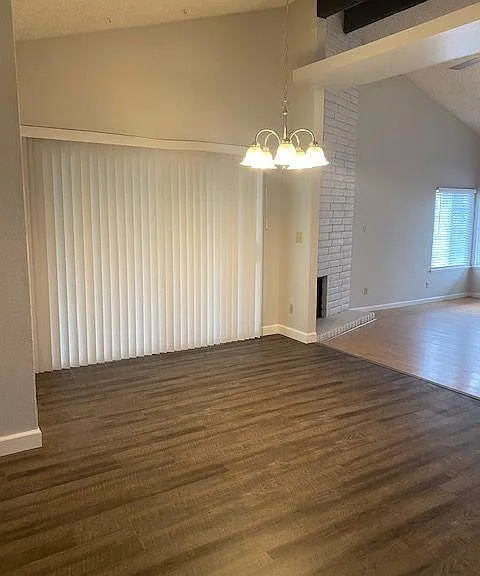 6832 Trovita Way — Photo 9