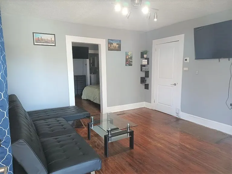 1610 Harrill St — Photo 2
