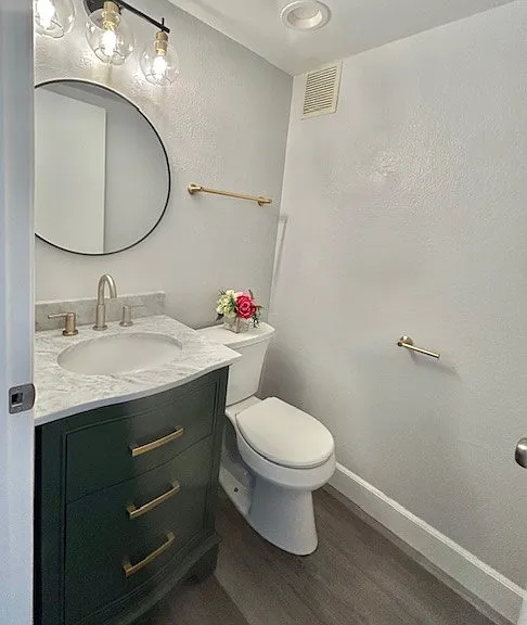 1601 E Cypress St #B — Photo 15