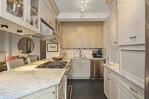 Sold by Corcoran | media 15