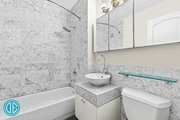 Rented by Douglas Elliman | media 20