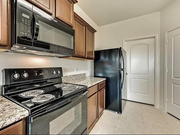 4th image of 8910 Blackhaw St