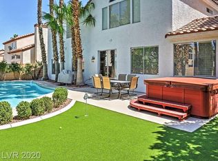 1586 Bridgetown Ln, Paradise, NV 89123