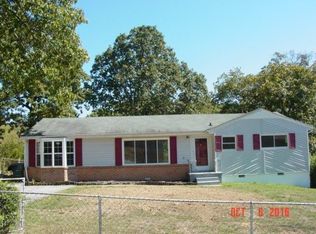 1239 Cranbrook Dr, Hixson, TN 37343