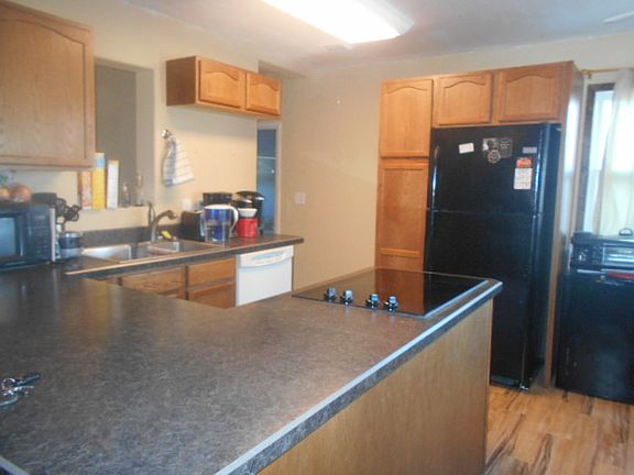 2nd image of 1056 4th Ave