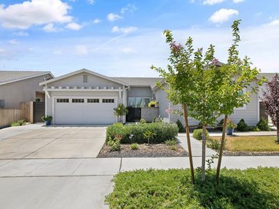 1938 N Frontier Street, Hanford, CA, 93230