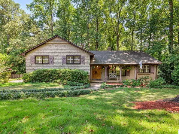 3611 Knightsbridge Rd, Mountain Brook, AL 35223