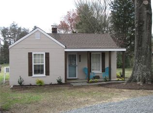 8305 Spotswood Rd, Summerfield, NC 27358