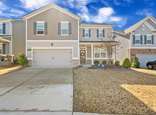6713 Moondancer Ct, Flowery Branch, GA 30542