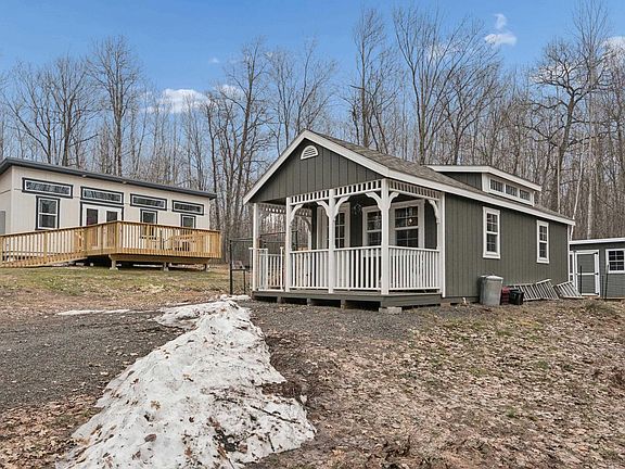 3rd image of 16640 Sand Hill Rd