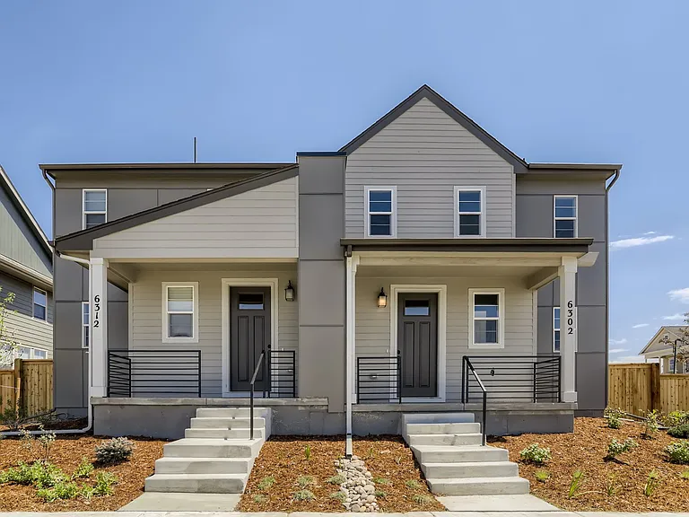 6302 N Fulton St — Photo 1
